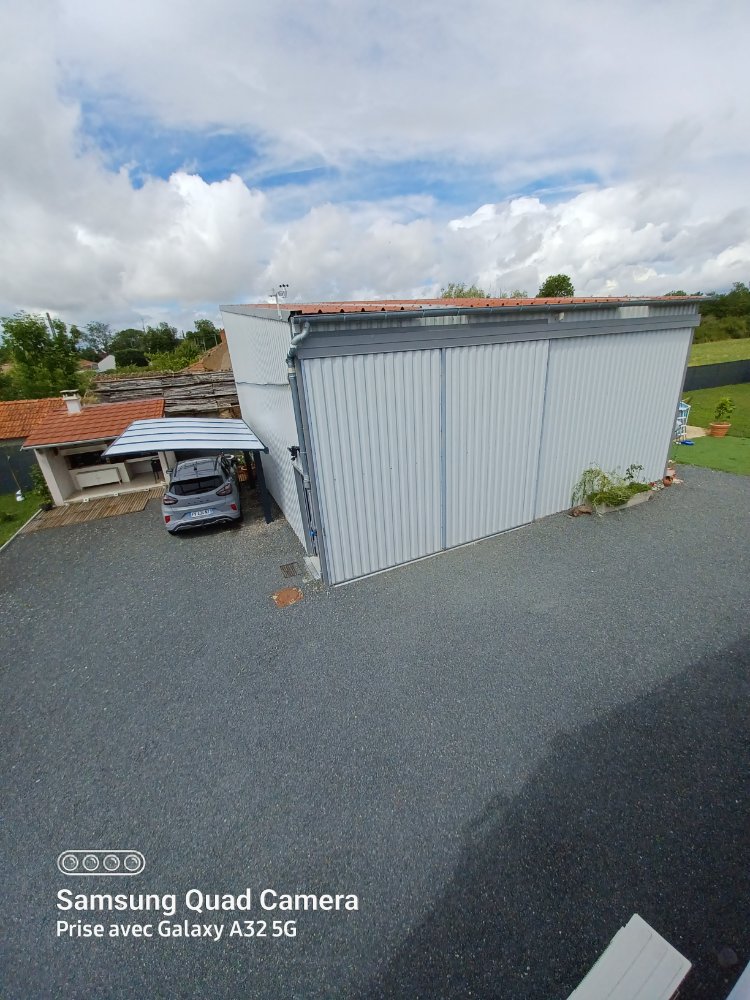 Aire camping-car  Saint-Pont (03110) - Photo 2